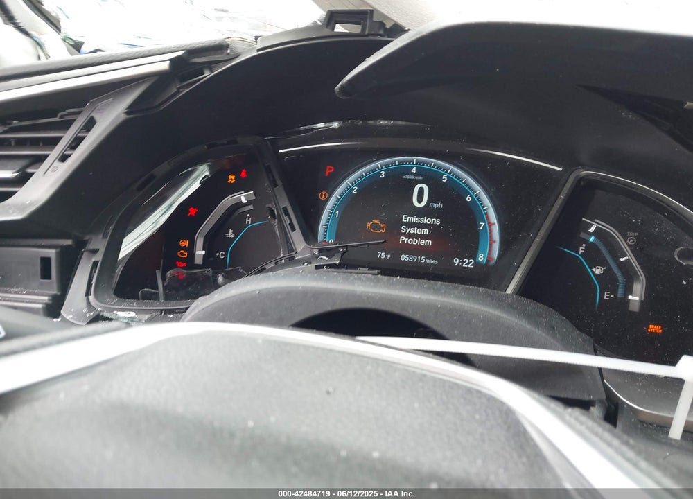 2018 HONDA CIVIC VIN: 19XFC2F74JE021119