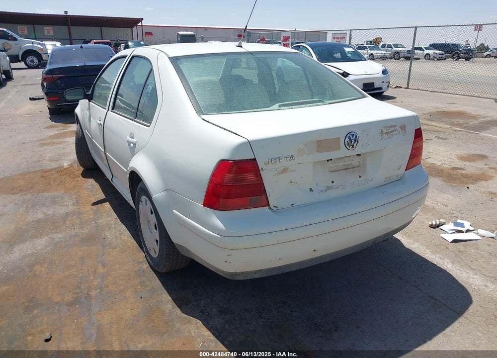 1999 VOLKSWAGEN JETTA GL VIN: 3VWRA29M3XM042866
