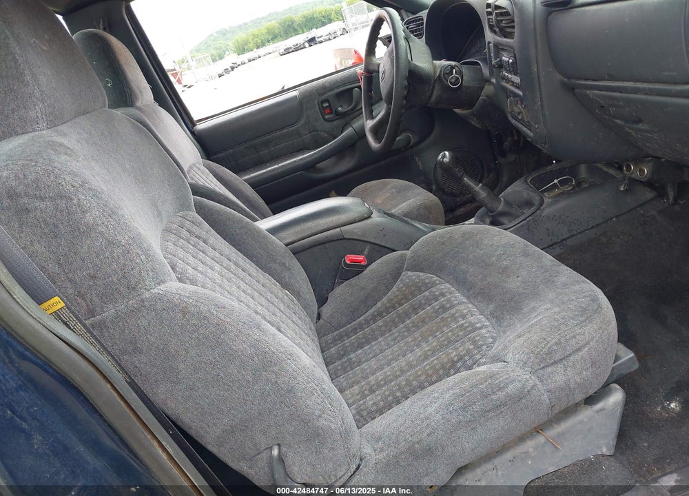 1999 CHEVROLET S-10 LS VIN: 1GCCS1443X8126214