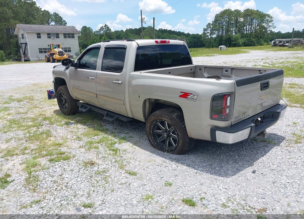 2009 CHEVROLET SILVERADO 1500 LT VIN: 3GCEK23359G208840