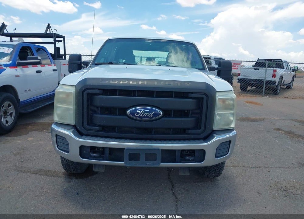 2011 FORD F-250 VIN: 1FT7W2B6XBEC15207