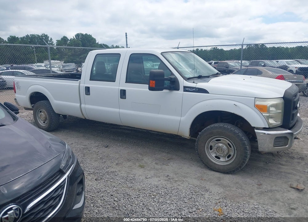 2011 FORD F-250 XL VIN: 1FT7W2B60BEC87842