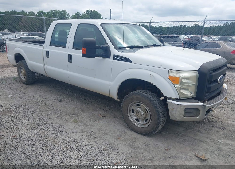 2011 FORD F-250 XL VIN: 1FT7W2B60BEC87842