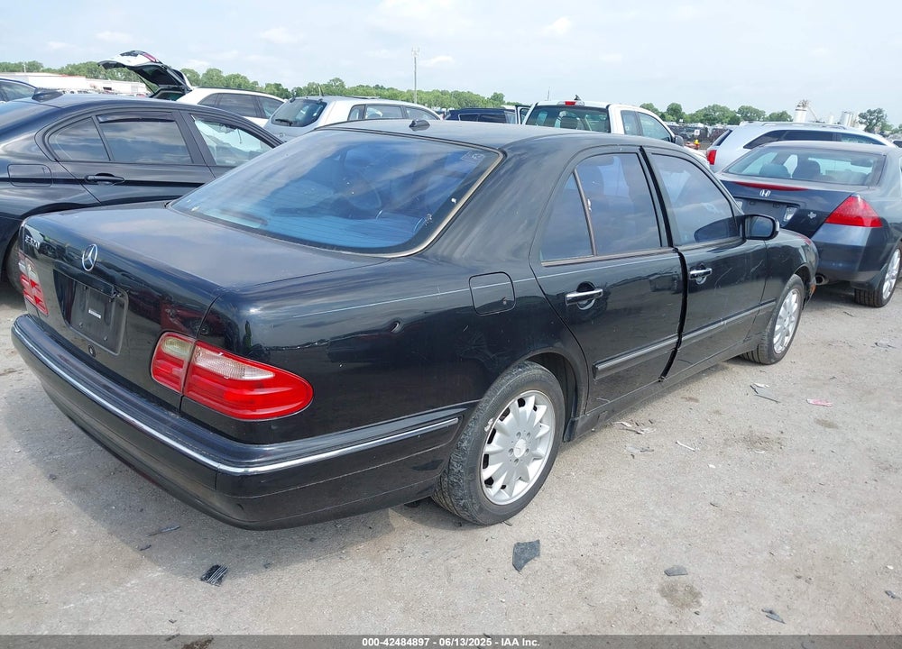 2001 MERCEDES-BENZ E 320 VIN: WDBJF65J11B356131