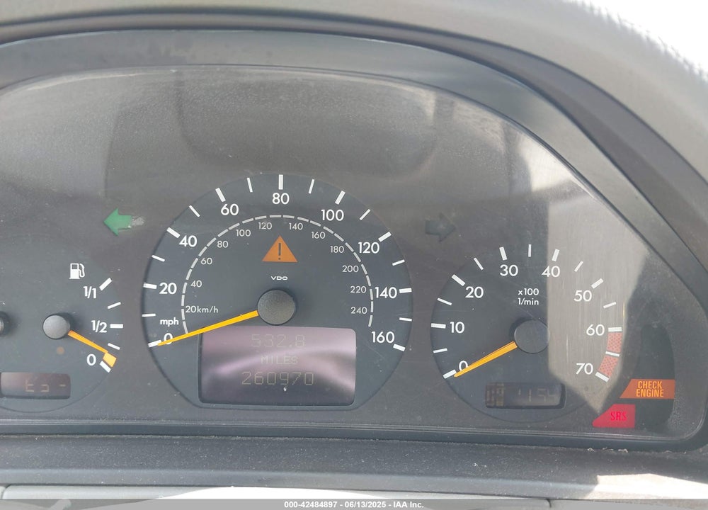 2001 MERCEDES-BENZ E 320 VIN: WDBJF65J11B356131