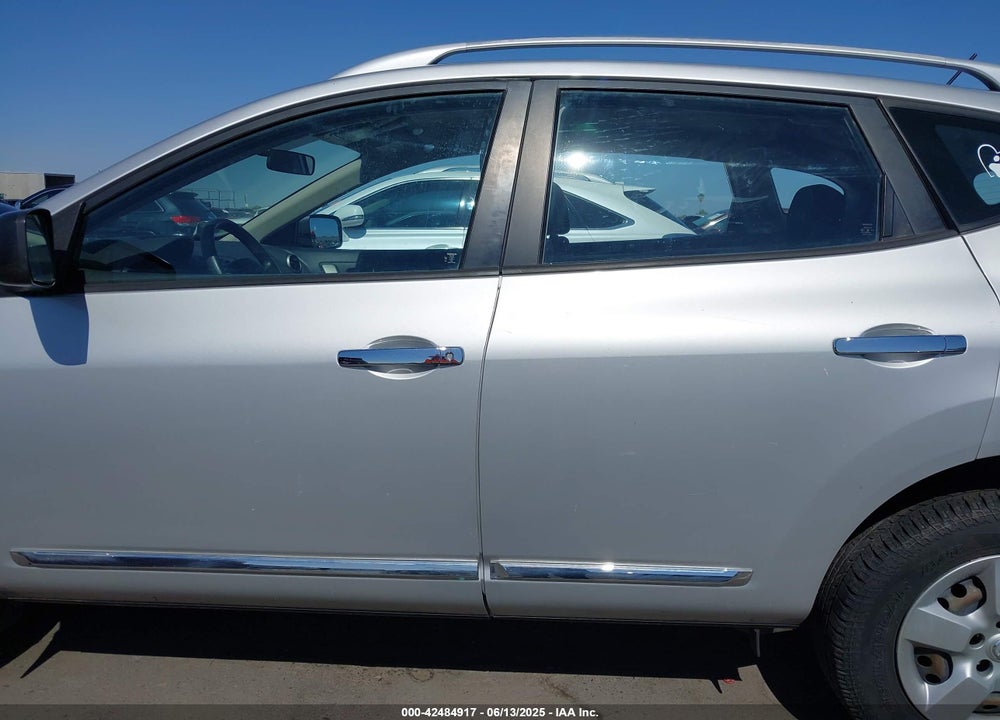 2014 NISSAN ROGUE SELECT S VIN: JN8AS5MVXEW715958
