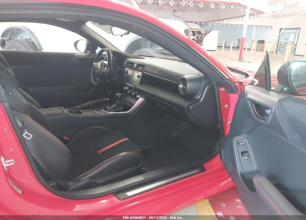 2022 TOYOTA GR86 PREMIUM VIN: JF1ZNBF16N8754622