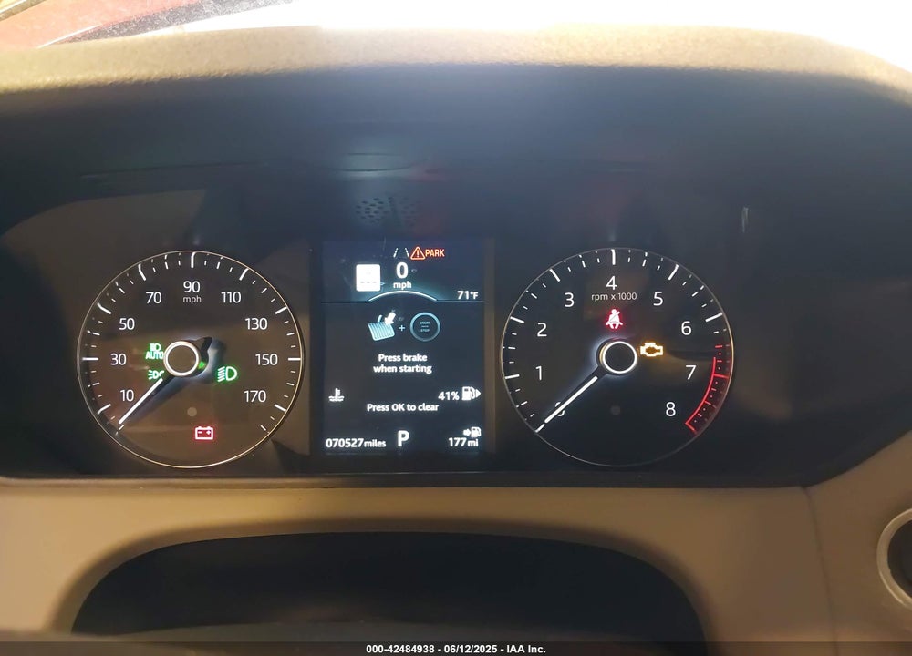 2020 LAND ROVER RANGE ROVER VELAR VIN: SALYK2FV7LA255568