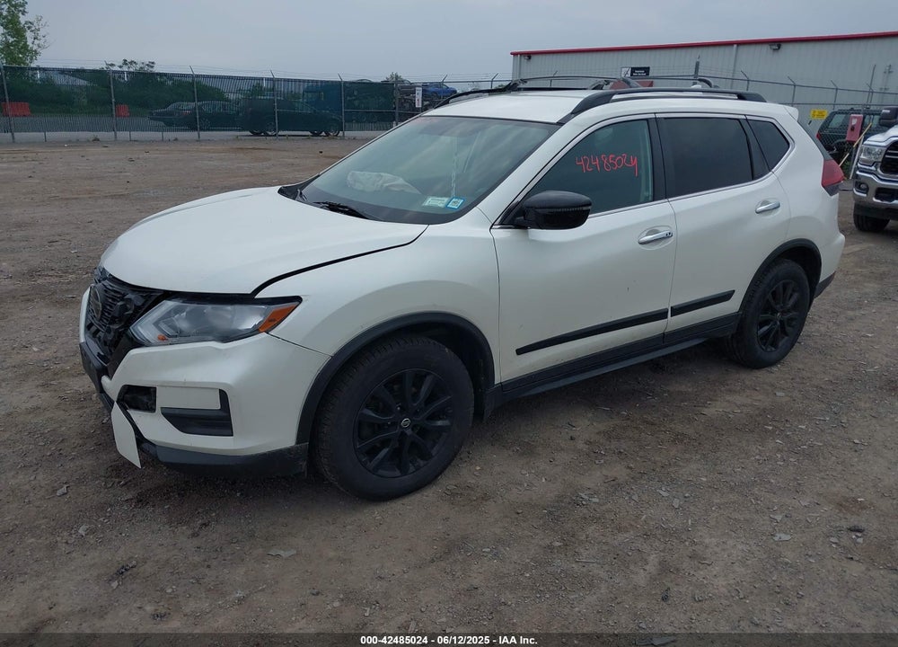 2018 NISSAN ROGUE VIN: 5N1AT2MV6JC721111