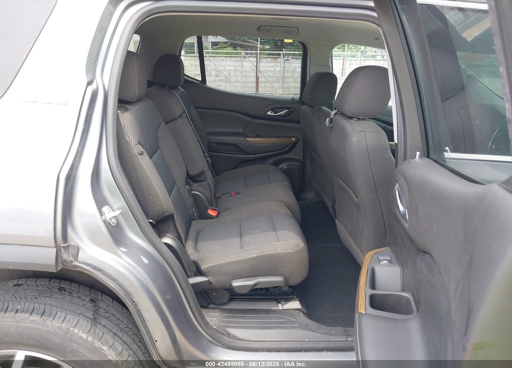 2020 GMC ACADIA VIN: 1GKKNKLA8LZ153059