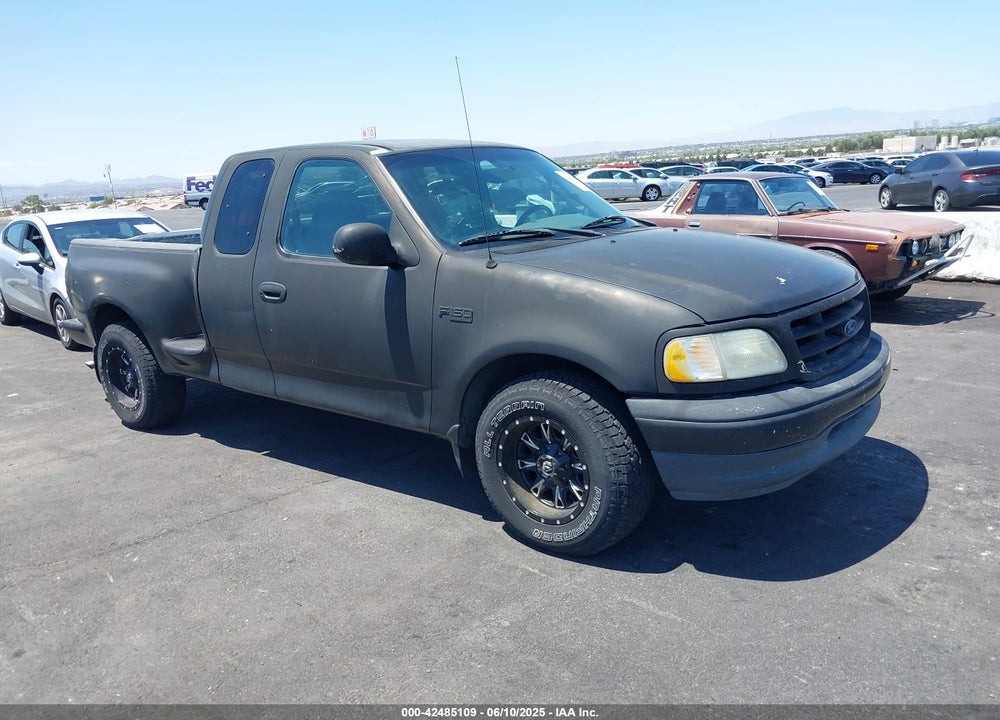 2000 FORD F-150 XL/XLT VIN: 1FTZX0729YKB50022