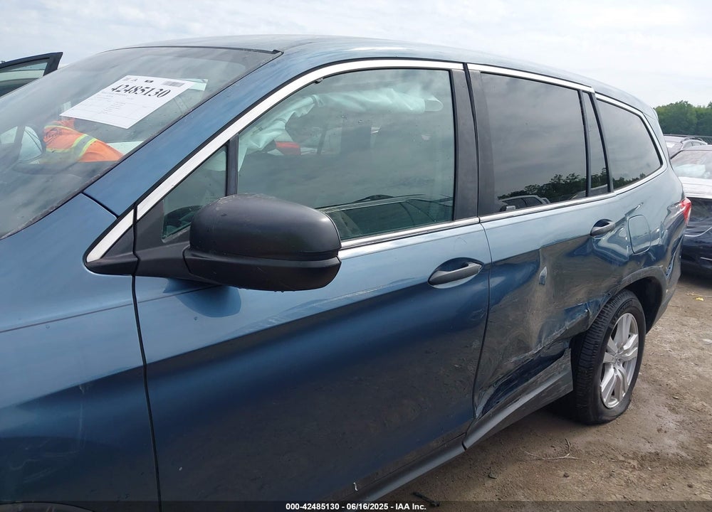 2016 HONDA PILOT VIN: 5FNYF6H10GB006409