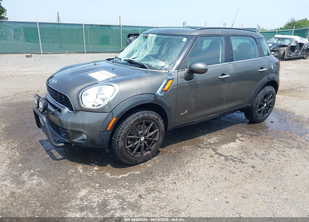 2012 MINI COOPER S VIN: WMWZC5C58CWL56505