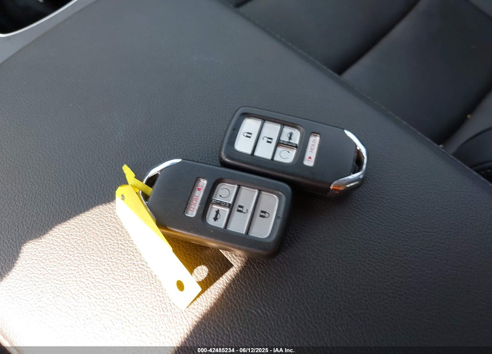 2022 HONDA ACCORD VIN: 1HGCV1F42NA066261