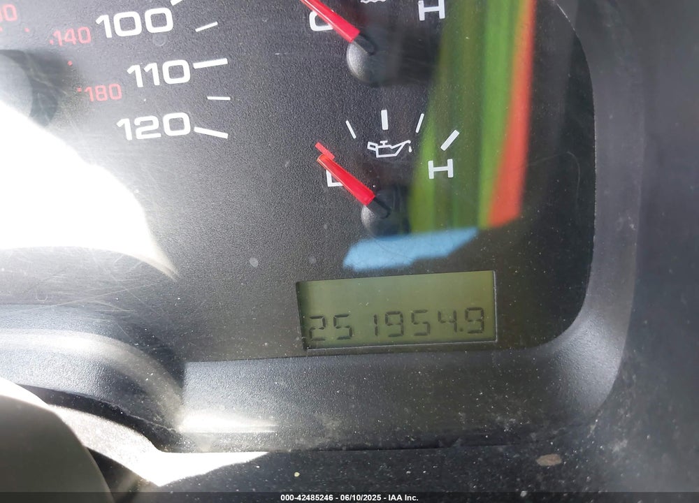 2005 FORD F-150 XLT VIN: 1FTRW12W55KC15429