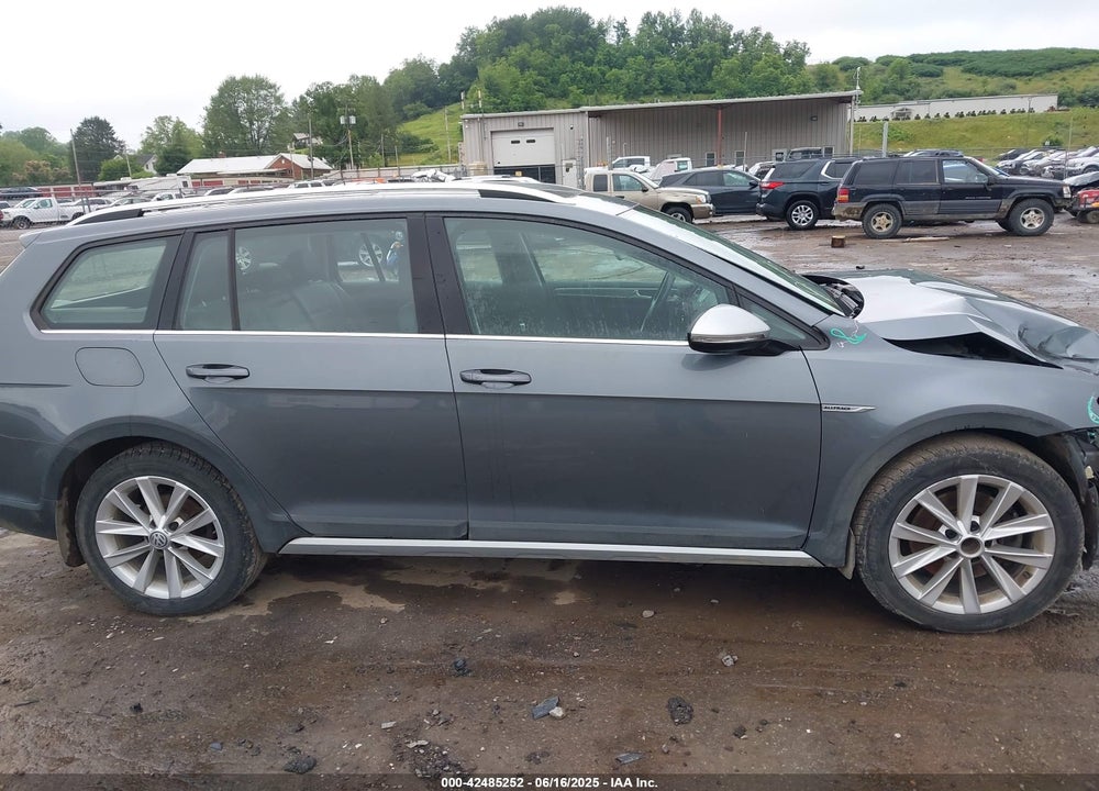 2017 VOLKSWAGEN GOLF ALLTRACK VIN: 3VWH17AU9HM514476