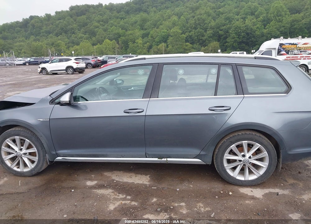 2017 VOLKSWAGEN GOLF ALLTRACK VIN: 3VWH17AU9HM514476