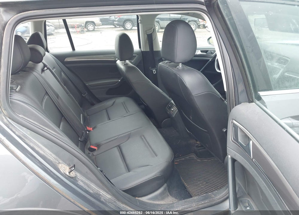2017 VOLKSWAGEN GOLF ALLTRACK VIN: 3VWH17AU9HM514476