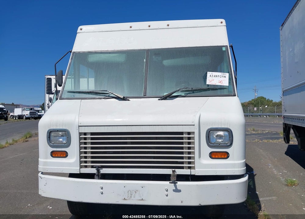 2014 FORD ECONOLINE E450 SUPER D CMM STRP CHS VIN: 1FC3E4KL2EDA92225