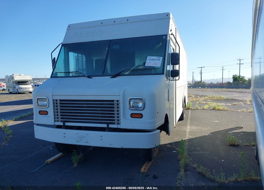 2014 FORD ECONOLINE E450 SUPER D CMM STRP CHS VIN: 1FC3E4KL2EDA92225