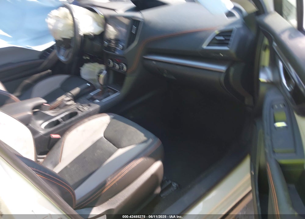 2018 SUBARU CROSSTREK VIN: JF2GTAMC7J8342596