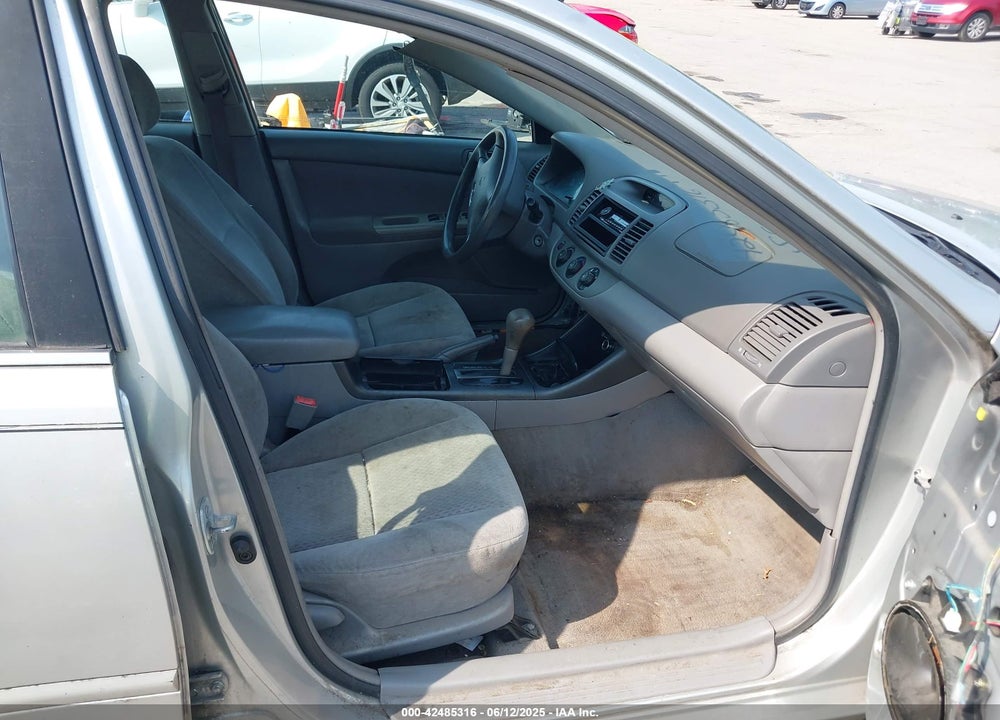 2002 TOYOTA CAMRY VIN: 4T1BE32KX2U552087