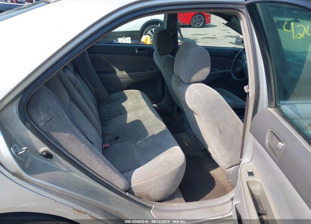 2002 TOYOTA CAMRY VIN: 4T1BE32KX2U552087