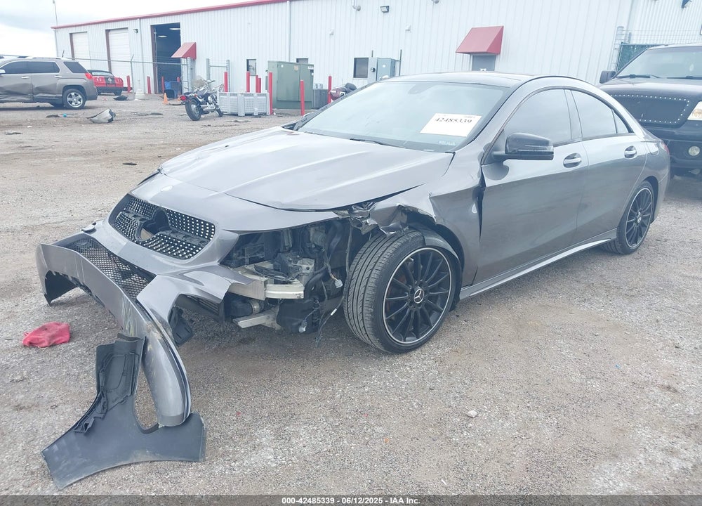 2014 MERCEDES-BENZ CLA 250 VIN: WDDSJ4GB9EN088471