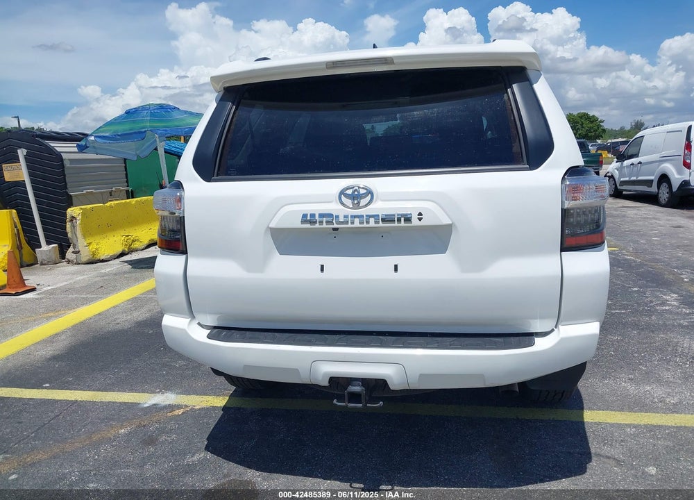 2024 TOYOTA 4RUNNER VIN: JTEEU5JR6R5310976