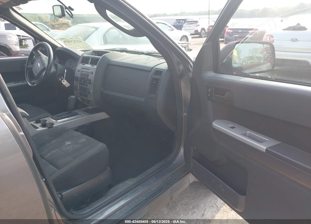 2010 FORD ESCAPE XLT VIN: 1FMCU0D70AKC13511