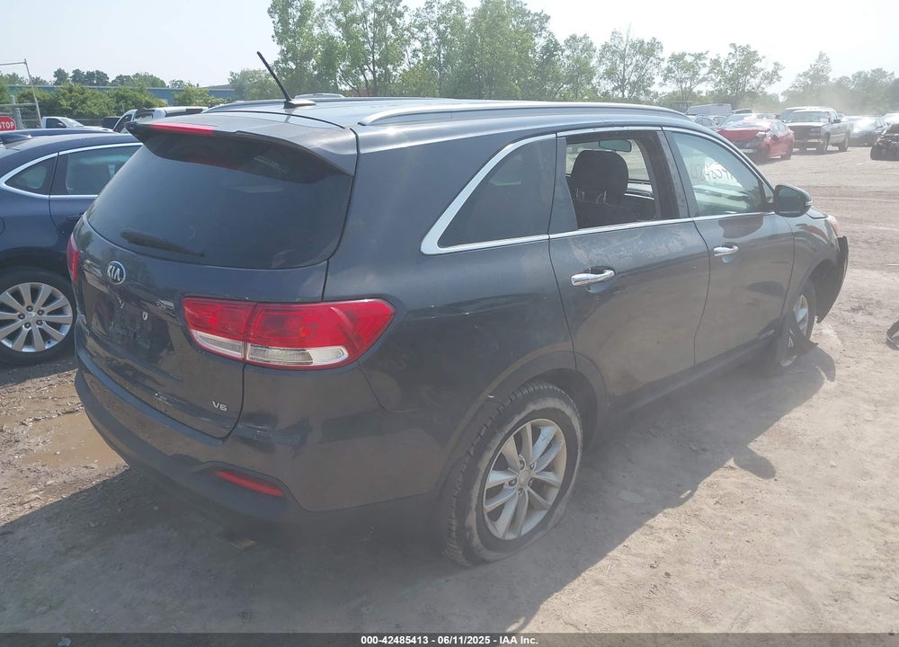 2017 KIA SORENTO VIN: 5XYPGDA54HG224387