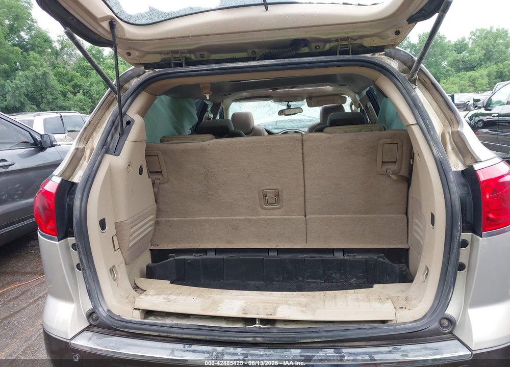 2011 BUICK ENCLAVE 2XL VIN: 5GAKRCED4BJ411900