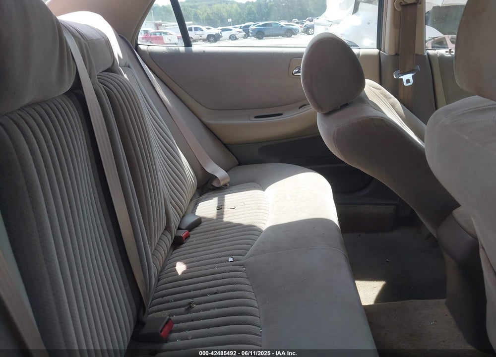 1998 HONDA ACCORD LX VIN: 1HGCG5646WA245373