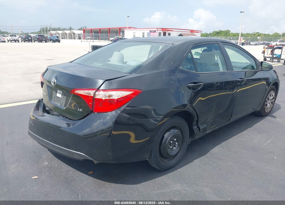 2018 TOYOTA COROLLA VIN: 5YFBURHE1JP793513