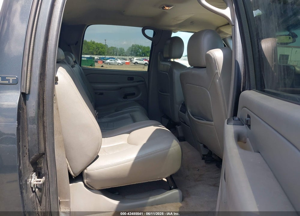 2004 CHEVROLET SILVERADO 2500HD LT VIN: 1GCHK23U44F177791
