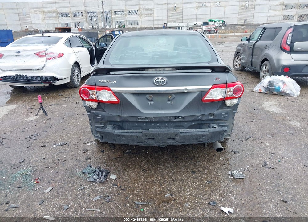 2011 TOYOTA COROLLA VIN: 2T1BU4EE9BC741958