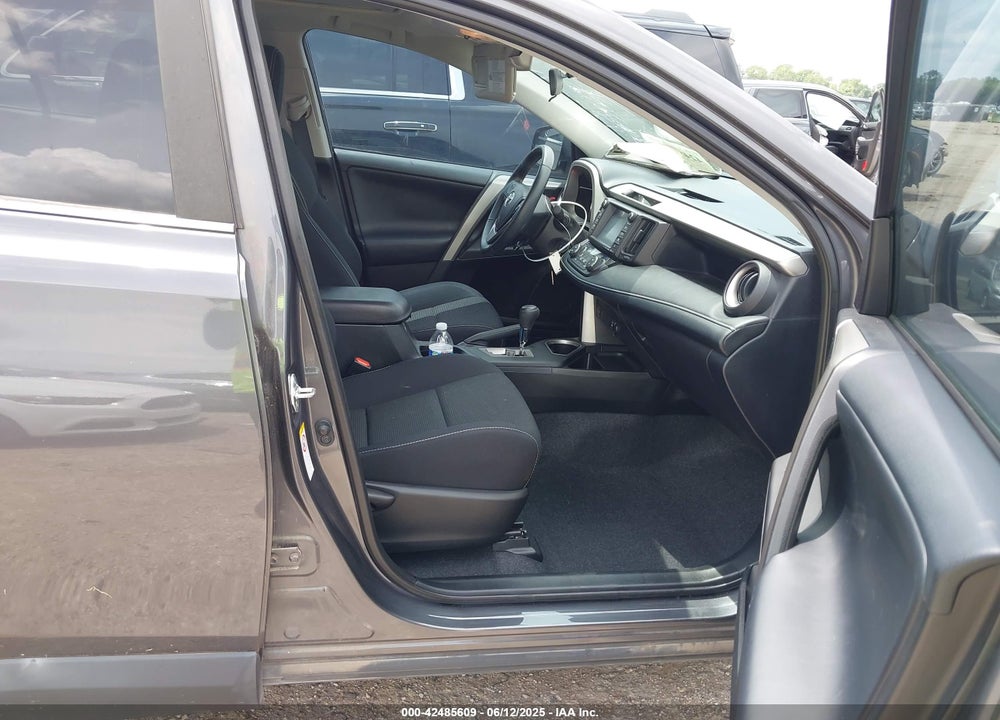 2016 TOYOTA RAV4 VIN: 2T3WFREV2GW265686