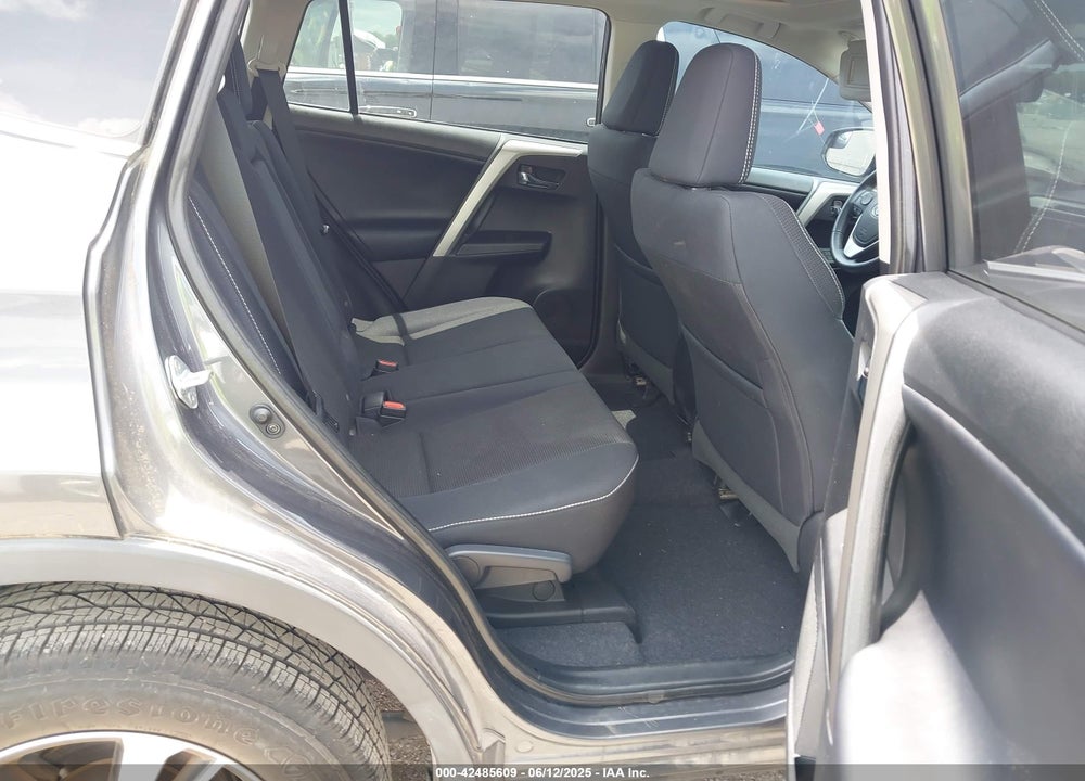 2016 TOYOTA RAV4 VIN: 2T3WFREV2GW265686