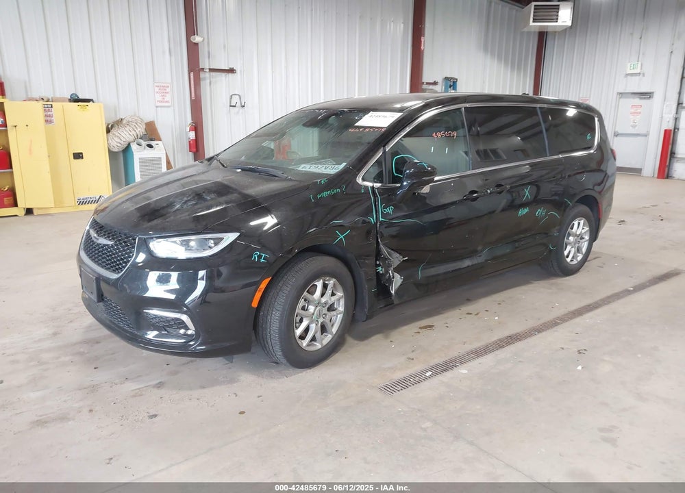 2025 CHRYSLER PACIFICA SELECT VIN: 2C4RC1BG4SR520693