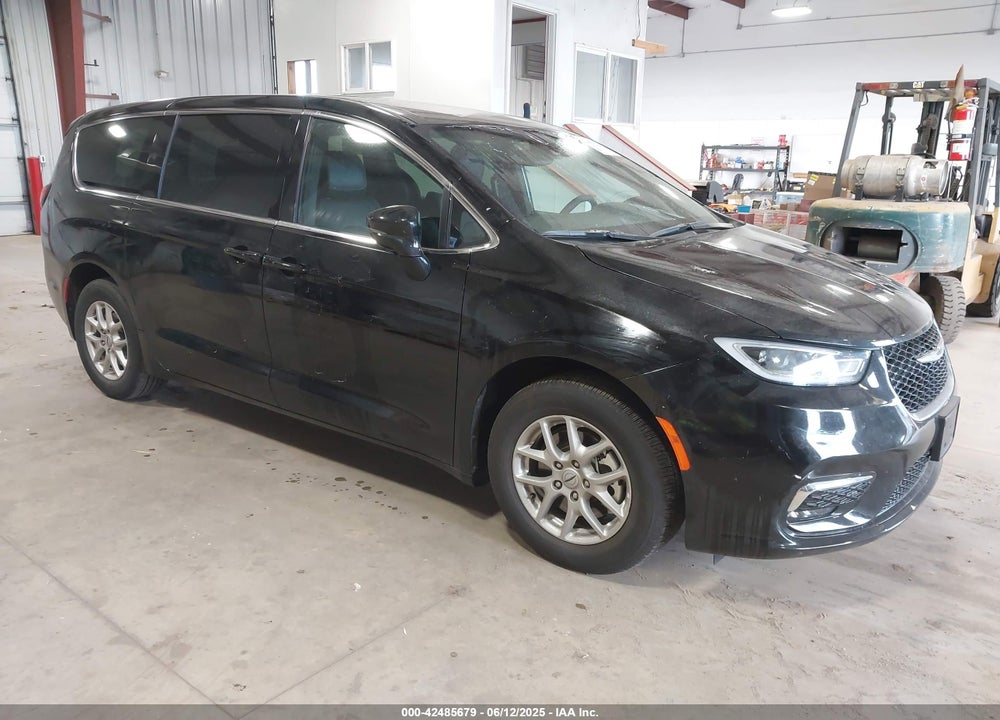 2025 CHRYSLER PACIFICA SELECT VIN: 2C4RC1BG4SR520693