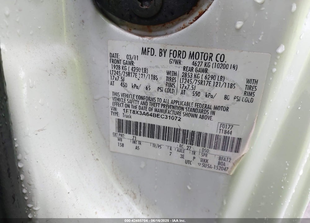 2011 FORD F-350 XL VIN: 1FT8X3A64BEC31072