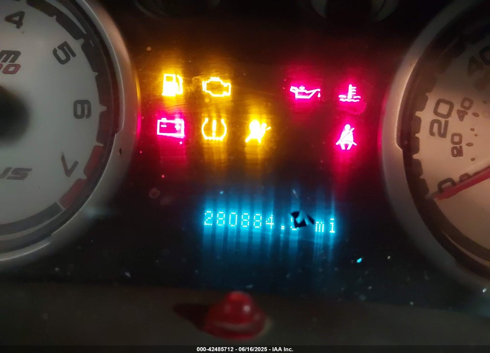 2008 FORD FOCUS SE/SES VIN: 1FAHP35N88W236575