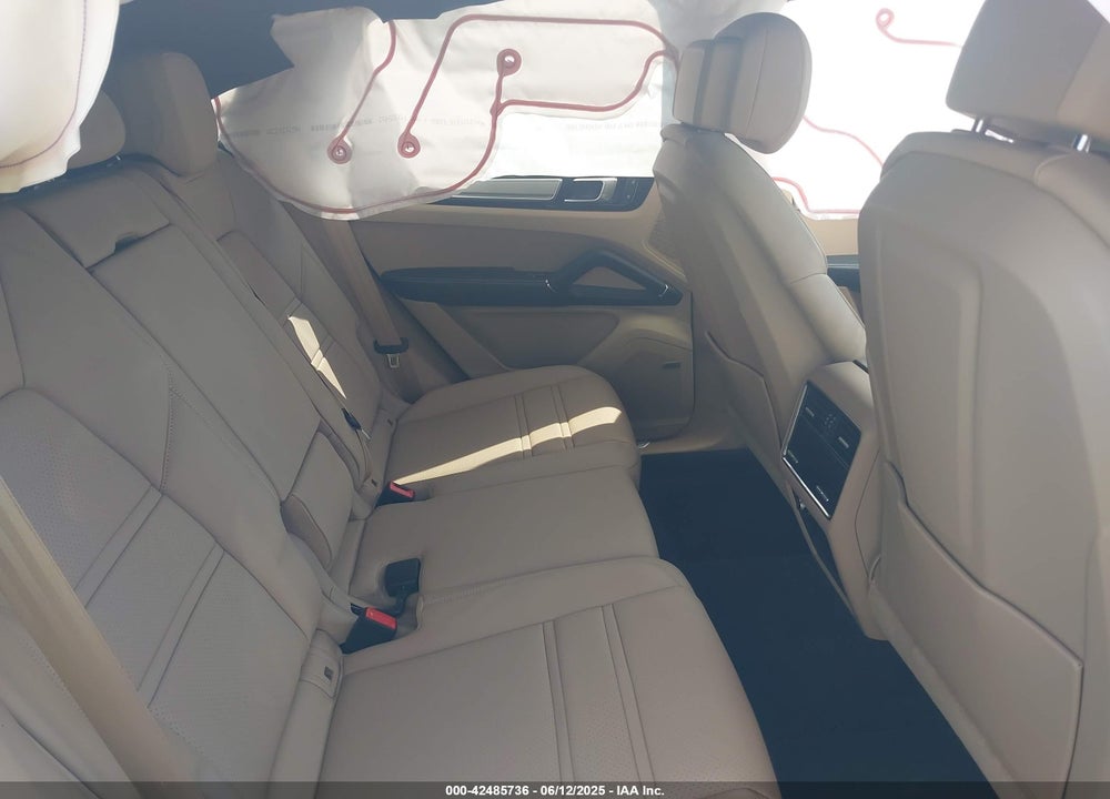 2023 PORSCHE CAYENNE PLATINUM EDITION VIN: WP1AA2AY8PDA01206