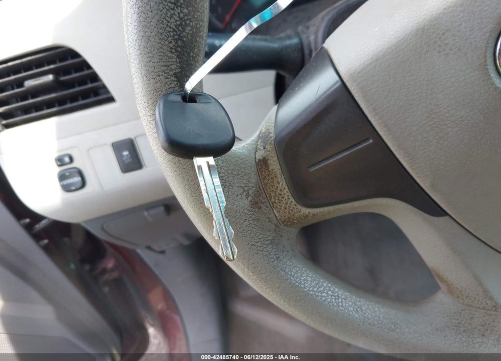 2013 TOYOTA SIENNA L V6 7 PASSENGER VIN: 5TDZK3DC3DS386228