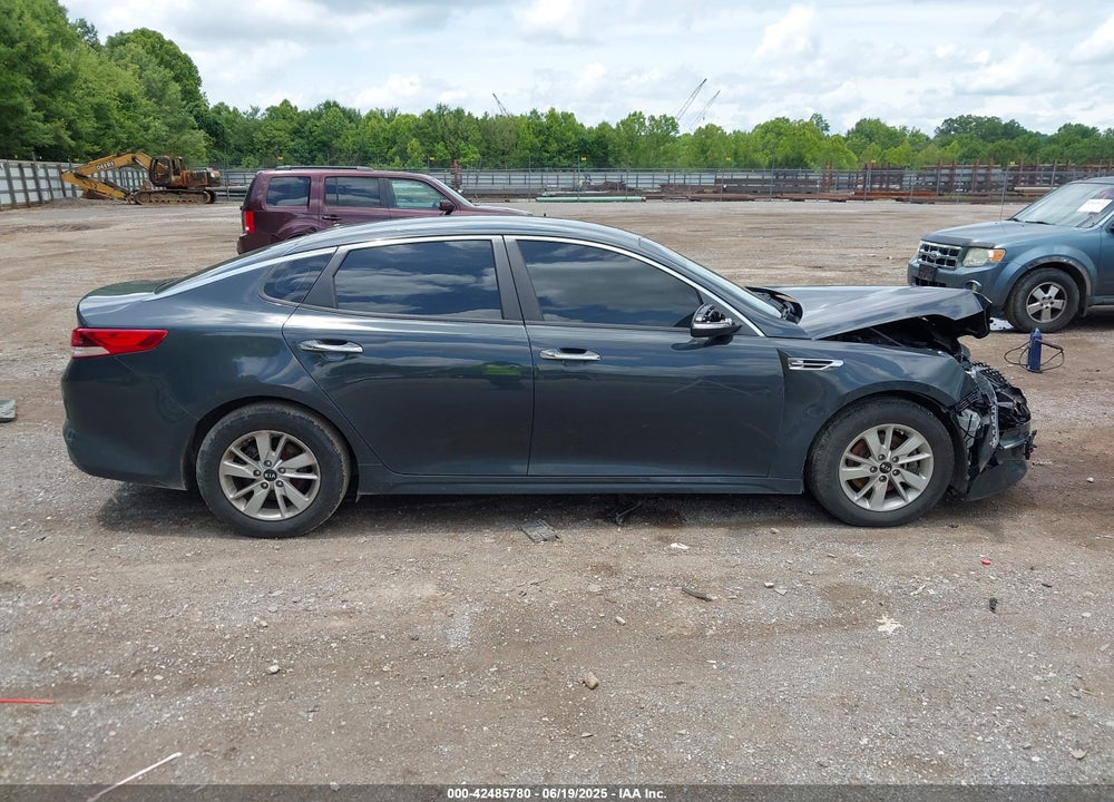 2016 KIA OPTIMA LX VIN: 5XXGT4L30GG111367