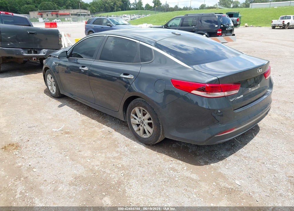 2016 KIA OPTIMA LX VIN: 5XXGT4L30GG111367