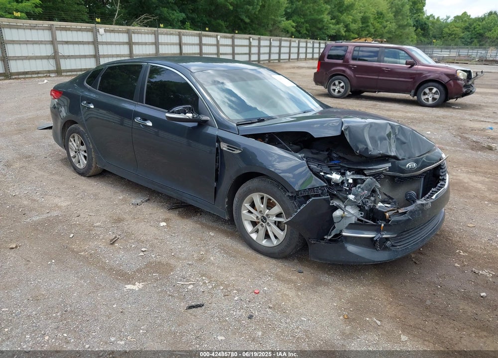 2016 KIA OPTIMA LX VIN: 5XXGT4L30GG111367