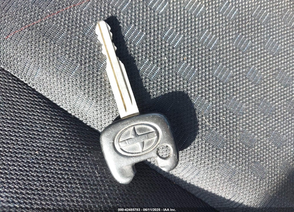 2008 SCION XD VIN: JTKKU10428J025535