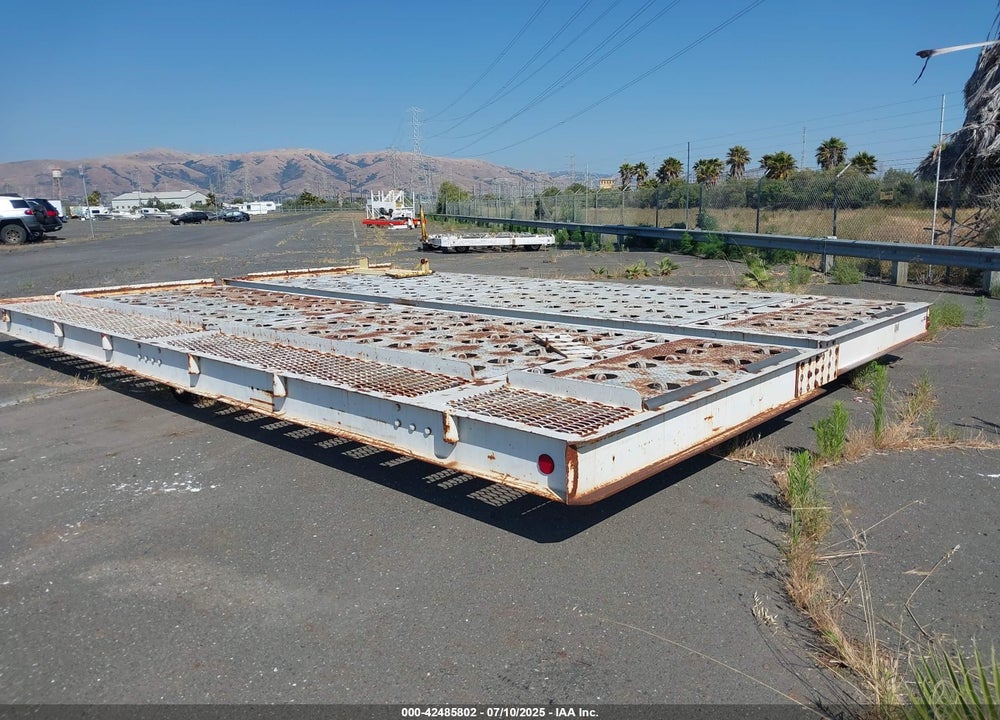 1998 EQUIPMENT STEEL GSE 9333 VIN: 00000000000041610
