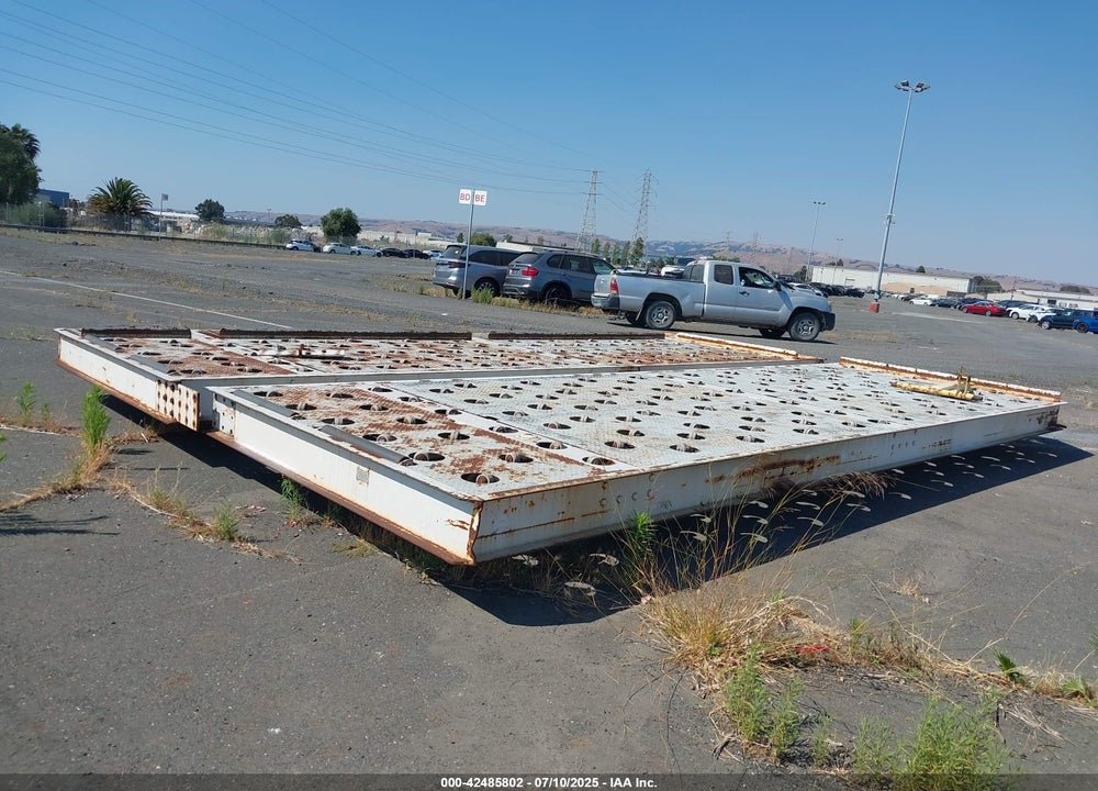 1998 EQUIPMENT STEEL GSE 9333 VIN: 00000000000041610